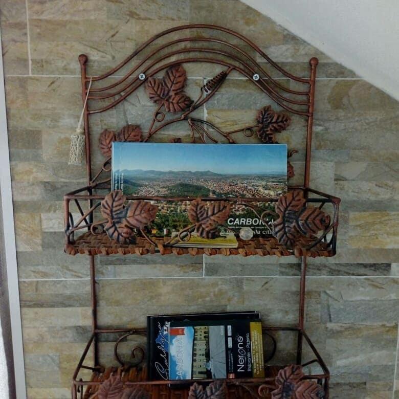 B&B Il Rifugio Del Lupo - E6721 Paringianu Buitenkant foto