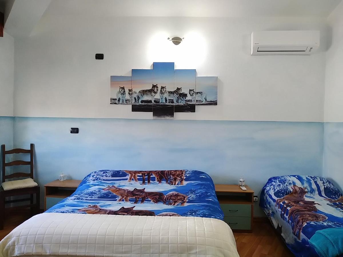 B&B Il Rifugio Del Lupo - E6721 Paringianu Buitenkant foto